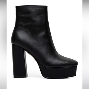 Lisa Vicky Bam Platform Bootie 11M